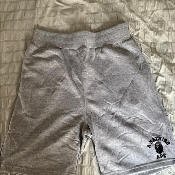 RARE BAPE CAMO SHORTS – Camouflage Back Pocket 🔥 - Picture 1 of 2